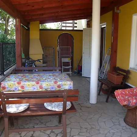 Two-bedroom In Ii Апартаменты Ровинь